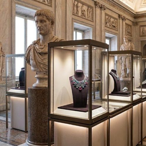Cartier e il Mito: Il Dialogo tra Pietre e Storia ai Musei Capitolini
